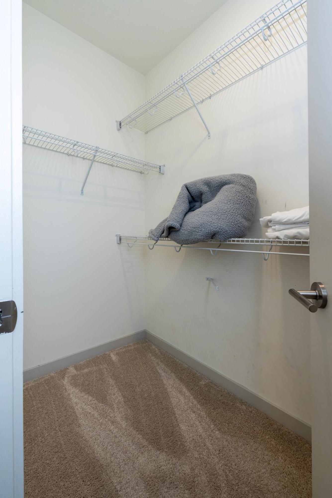Modern Nulu 2Br Cozysuites 01 Louisville Exteriér fotografie